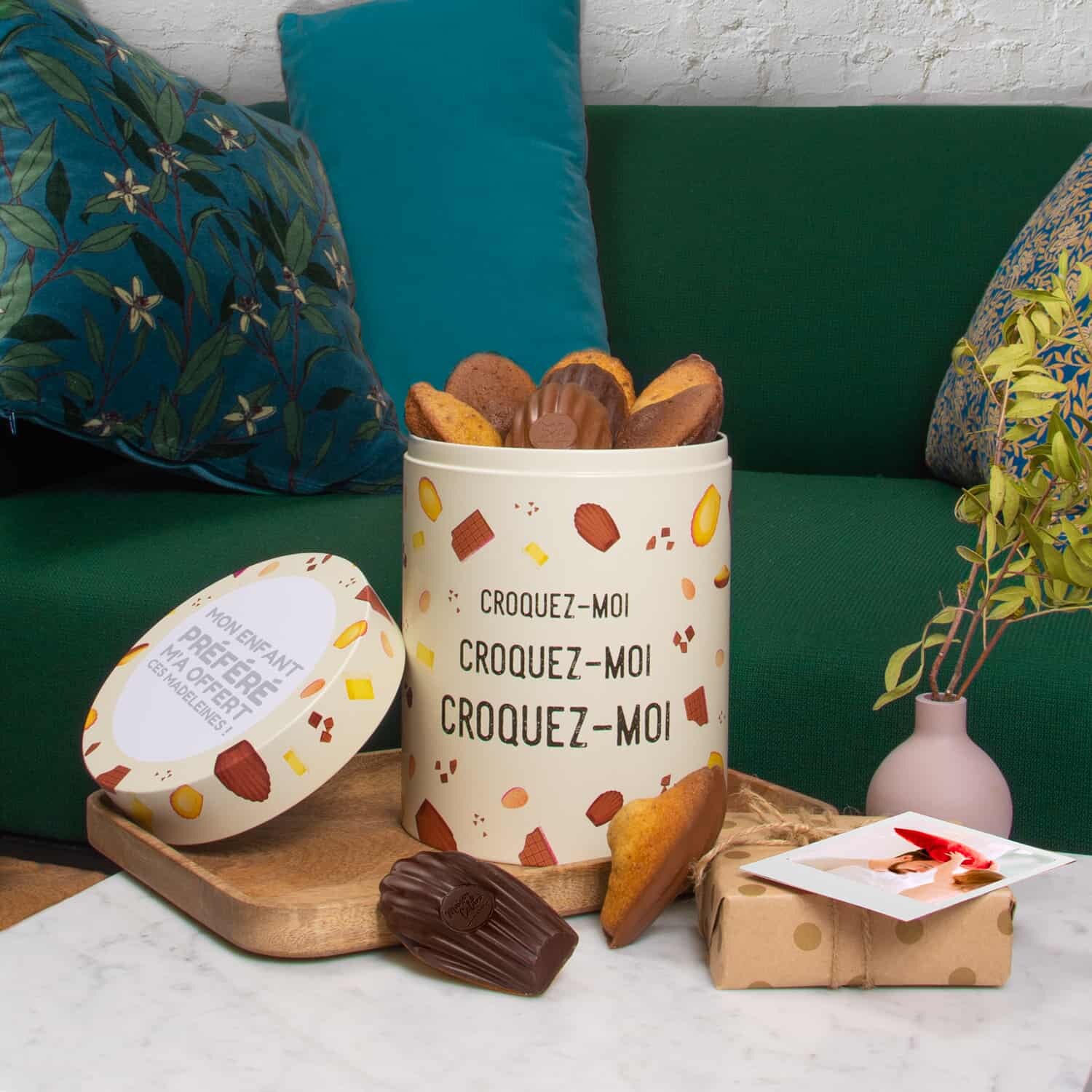 Idée de cadeau gourmand pour fêter Pâques - Le Coffret de madeleines au  chocolat pour Pâques